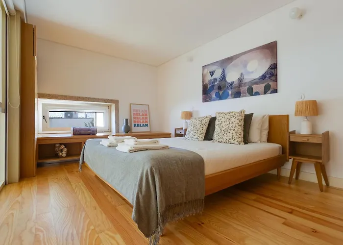 Garden Luxury House Downtown With Ac بورتو